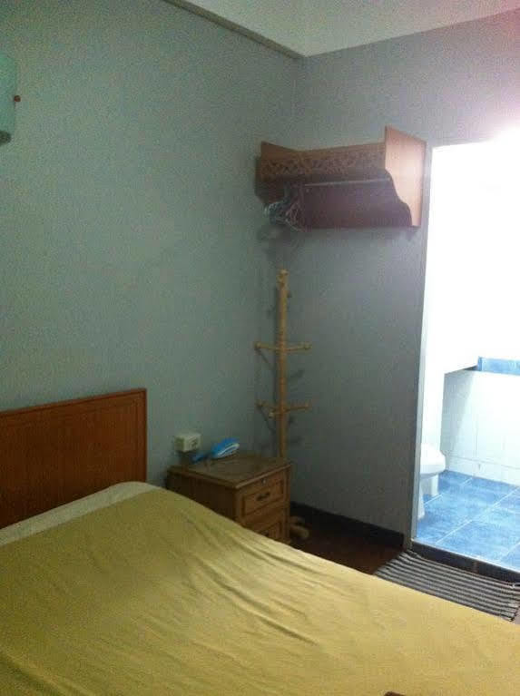Orchid Place Бангкок Экстерьер фото
